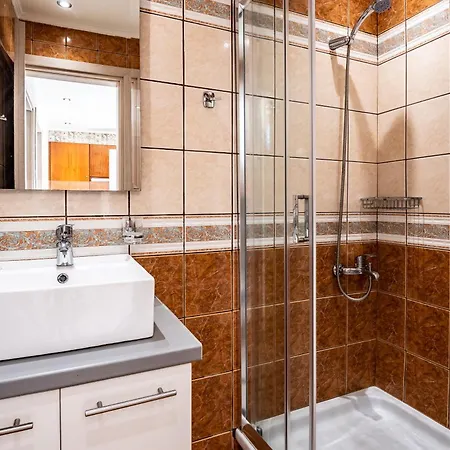 Theodoros Apartment